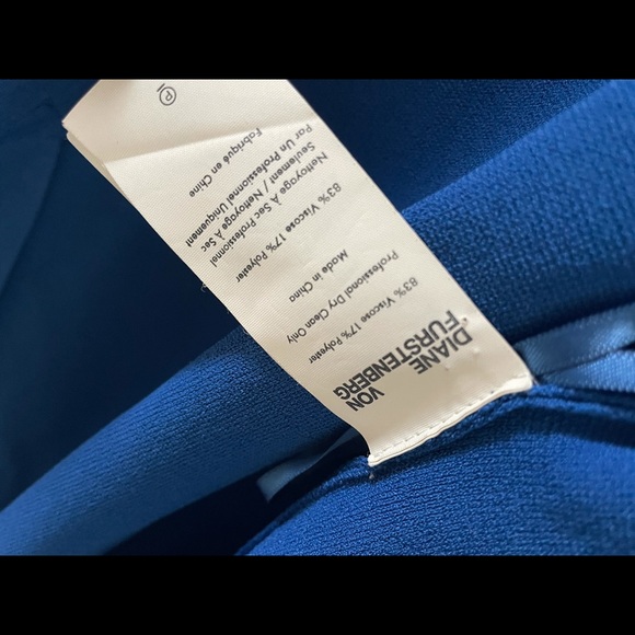 DVF classic wrap dress- gorgeous color! - Picture 6 of 8